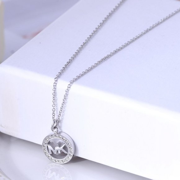 Michael Kors Simple Hollow Round Zircon Necklace - Picture 3 of 5